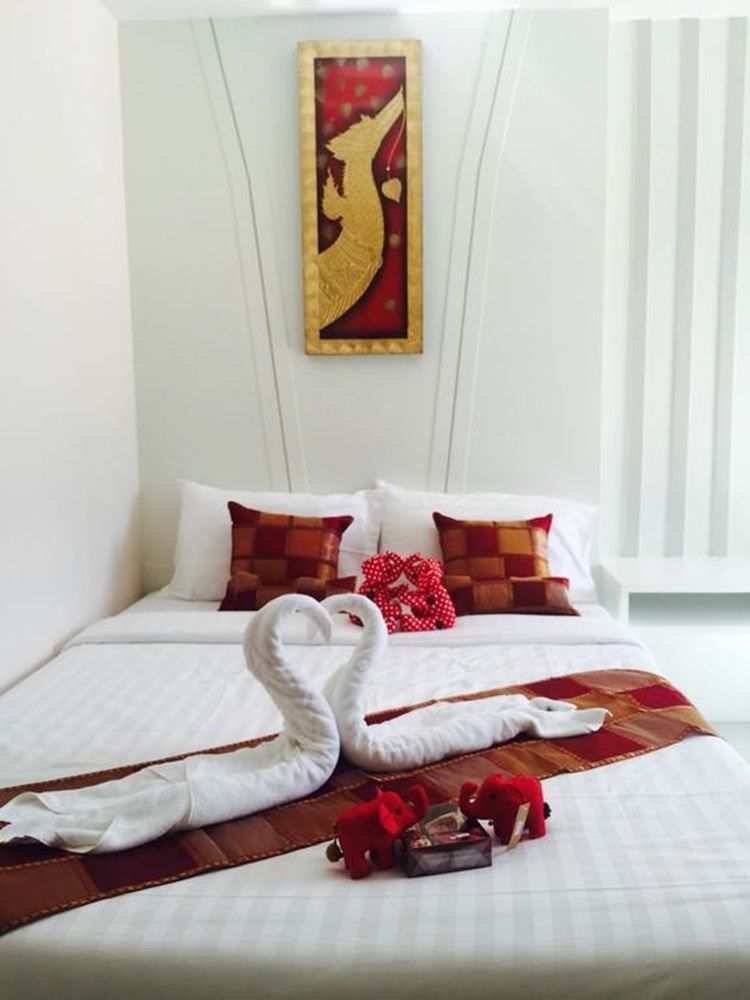 J Sweet Dream Boutique Hotel Phuket Patong Esterno foto