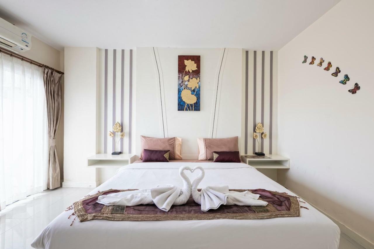 J Sweet Dream Boutique Hotel Phuket Patong Esterno foto
